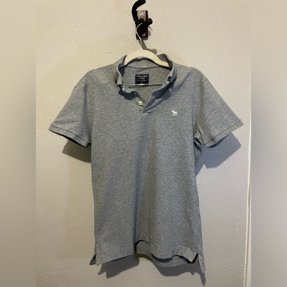 Abercrombie gray shirt.